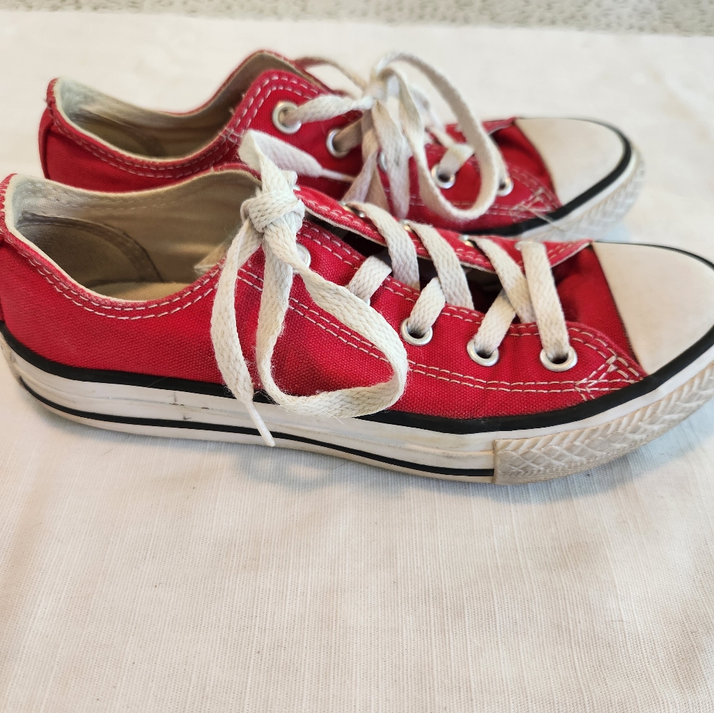 Red Converse All Star Low Top